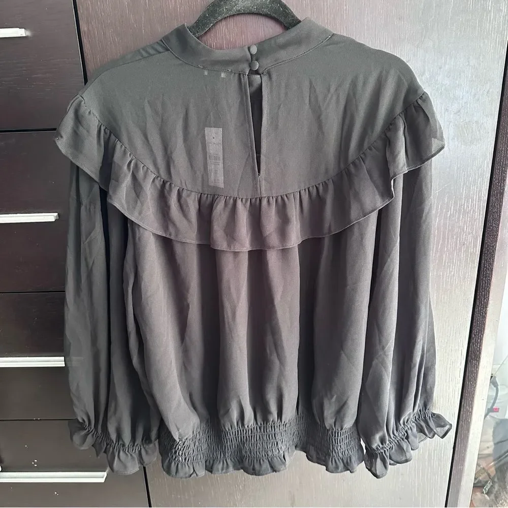 NWT! Ann Taylor Ruffle Flowy Peasant Blouse - Picture 2 of 9